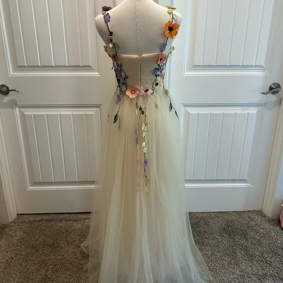 Floral Embellished Tulle Prom Gown - Picture 6 of 9